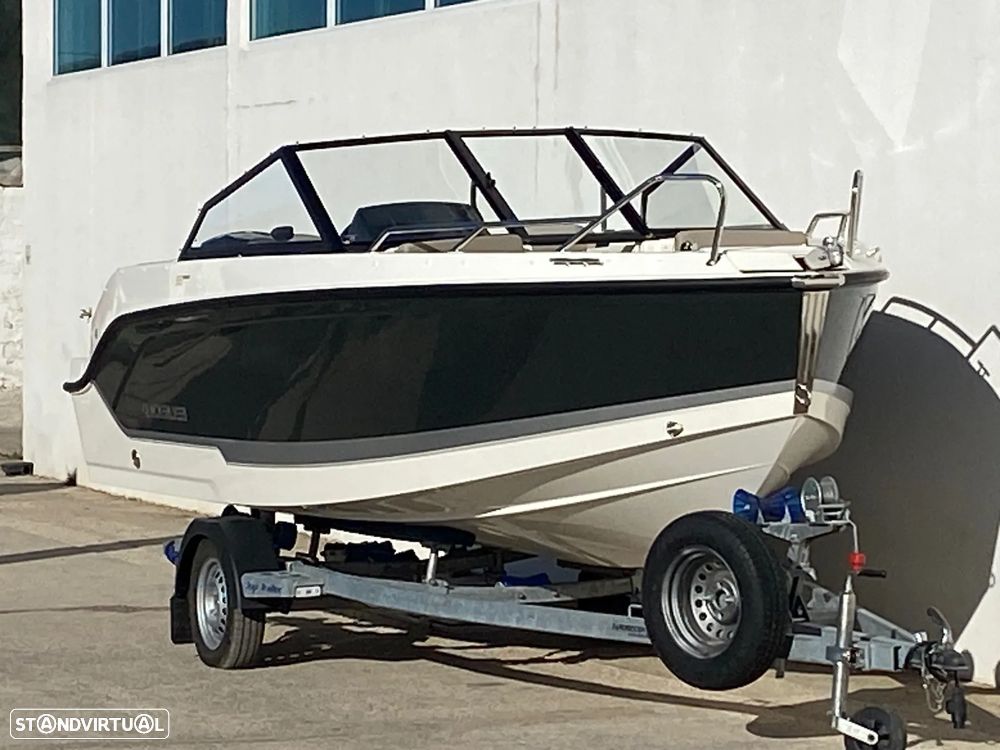 Quicksilver Activ 555 Bowrider - 3
