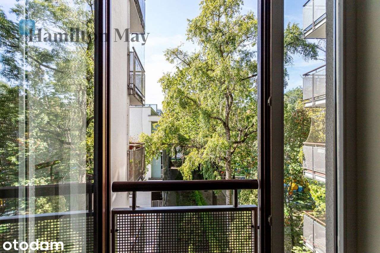 Apartament z widokiem na piękny starodrzew