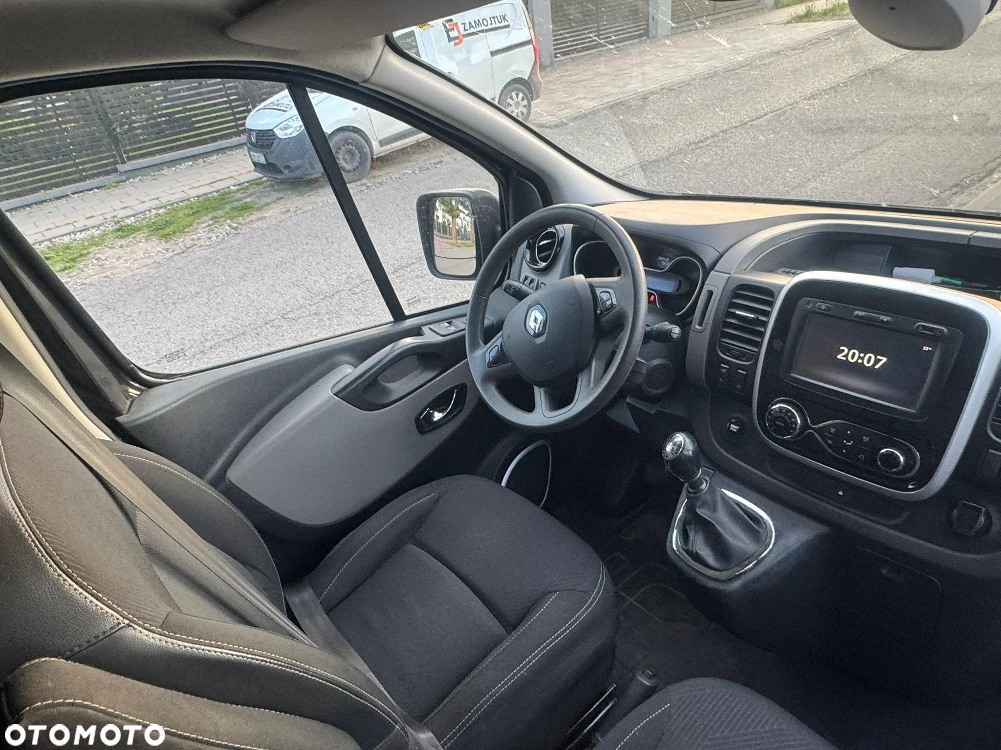 Renault Trafic - 7
