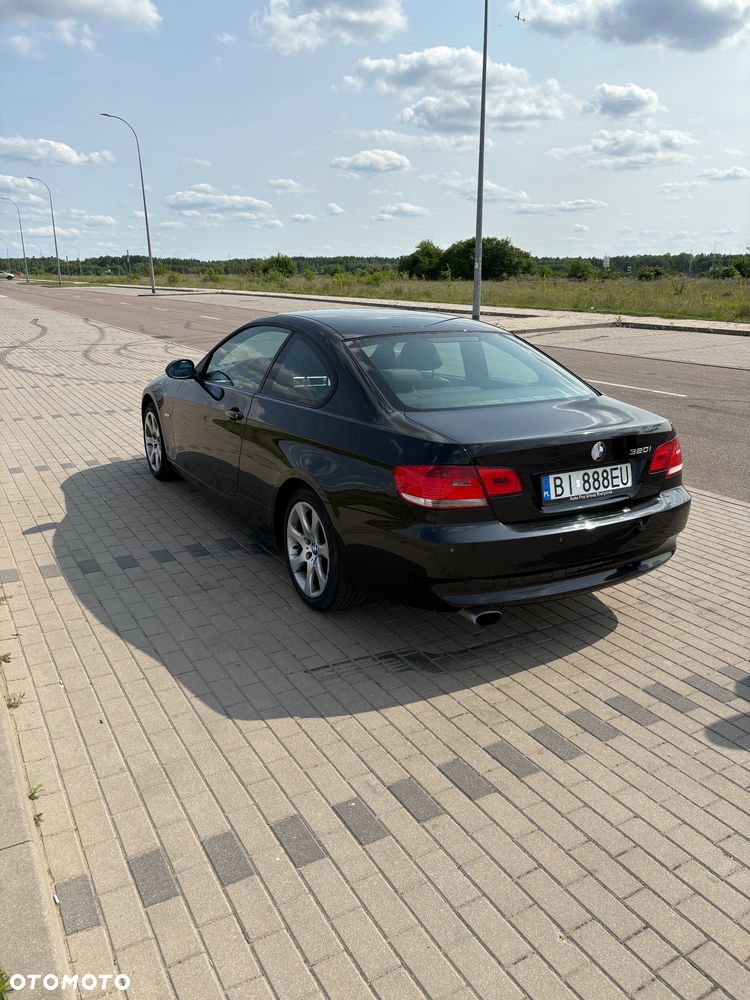 BMW Seria 3 320i - 6