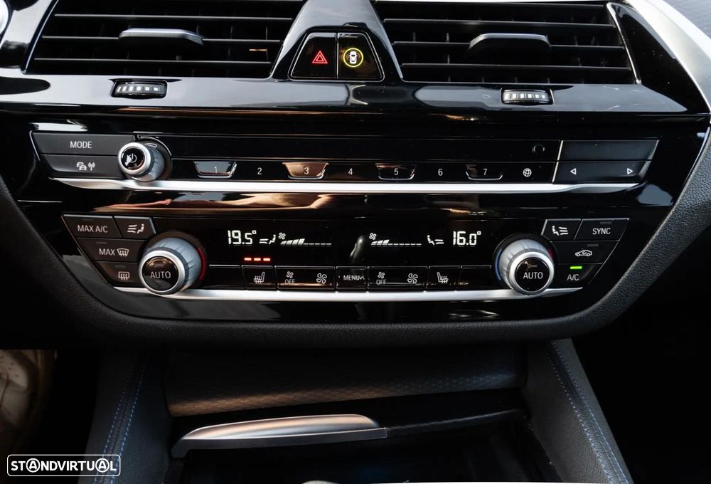 BMW 520 e Pack M - 25