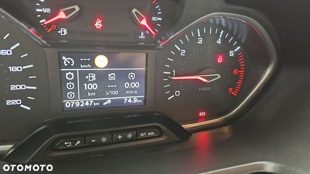 Peugeot Rifter 1.5 BlueHDI Active - 14