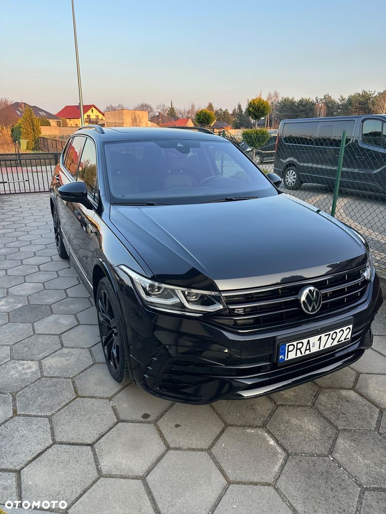 Volkswagen Tiguan Allspace 2.0 TDI SCR 4Motion DSG R-Line - 4