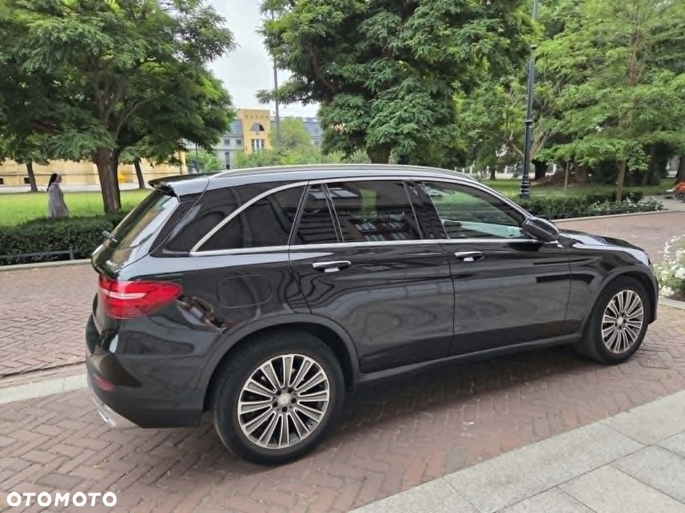 Mercedes-Benz GLC - 2