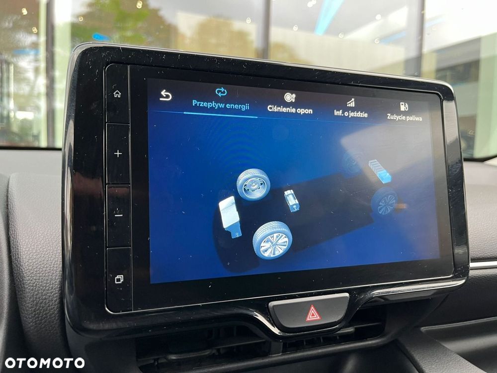 Toyota Yaris Hybrid 1.5 Style - 19