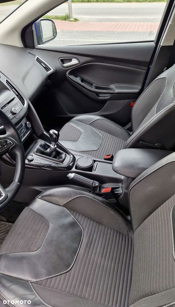 Ford Focus 1.5 TDCi DPF Start-Stopp-System Titanium - 9