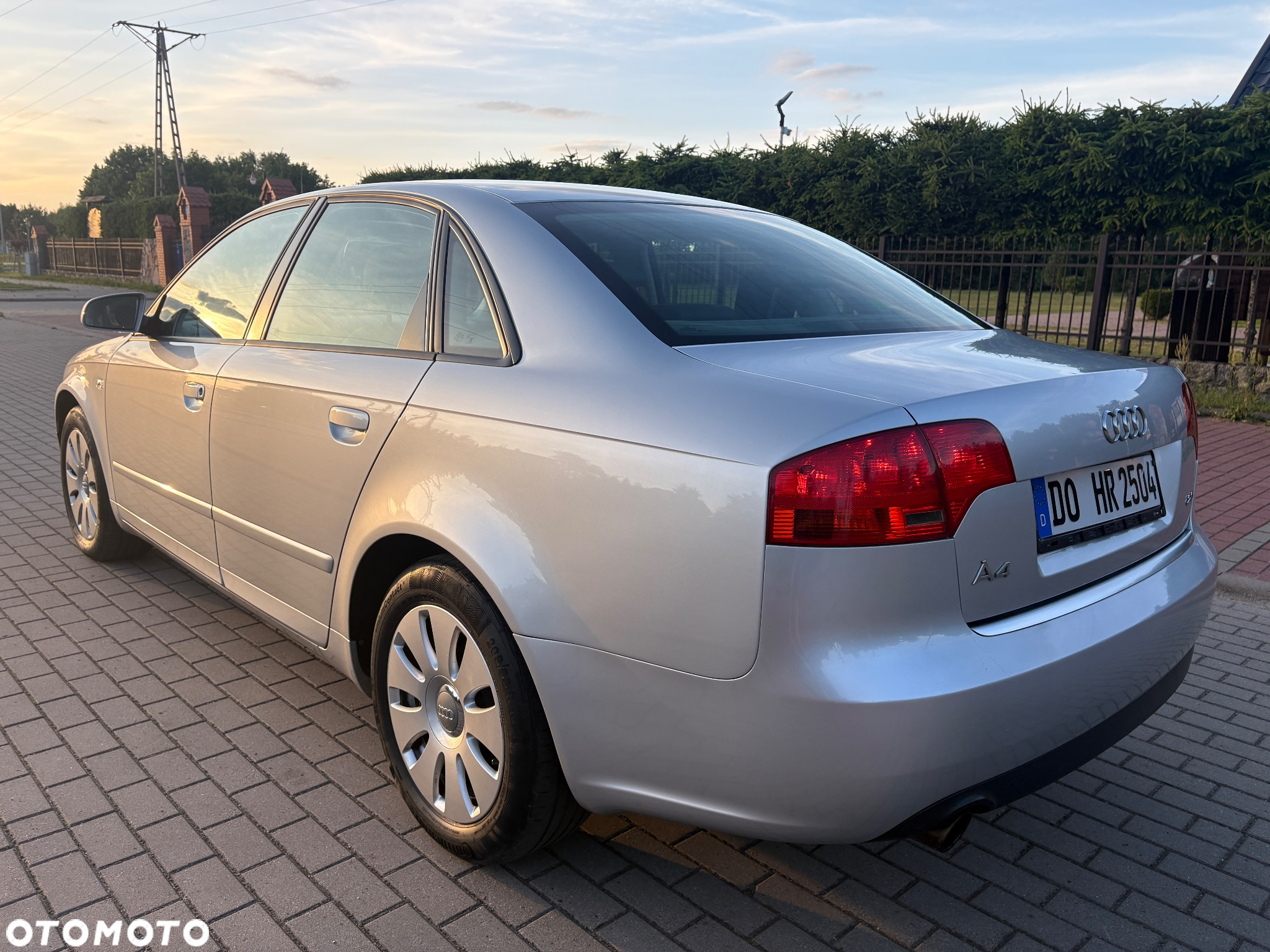 Audi A4 2.0 - 5