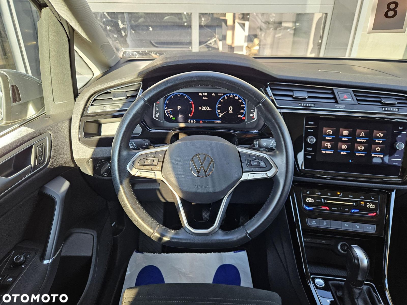 Volkswagen Touran - 18