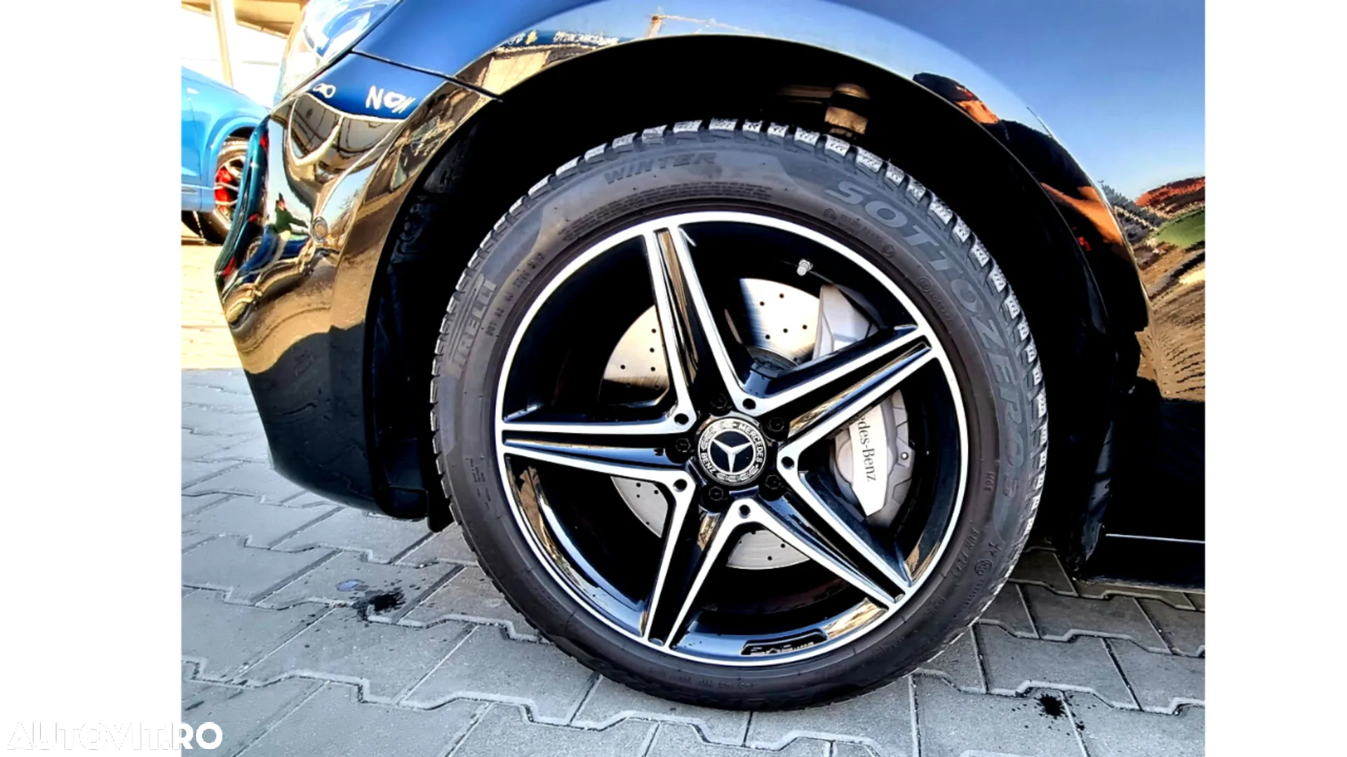 Mercedes-Benz E - 8