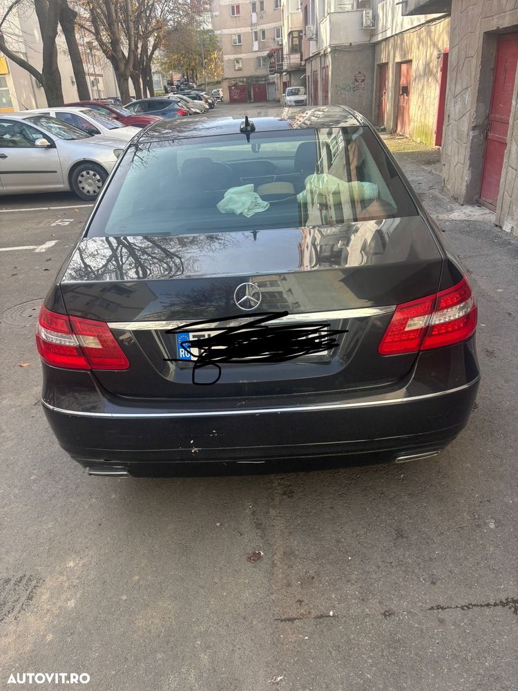 Mercedes-Benz E 220 CDI 7G-TRONIC - 2