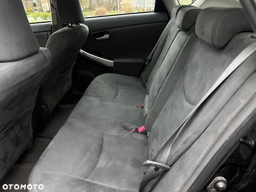 Toyota Prius (Hybrid) Comfort - 19