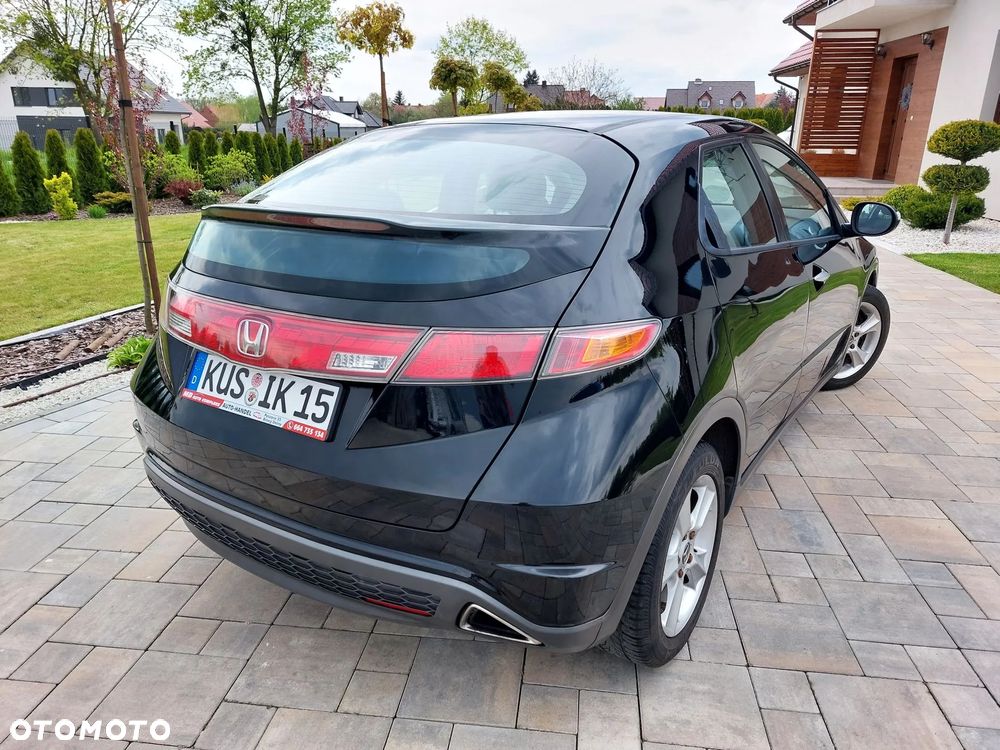Honda Civic 1.8 Comfort - 16