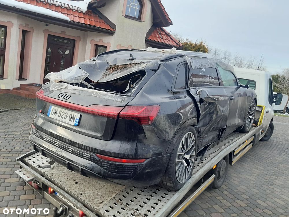 Audi Q8 55 TFSIe quattro tiptronic - 6