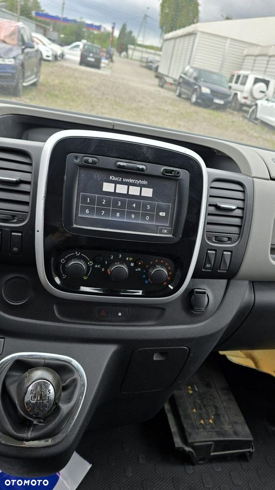 Renault Trafic - 13