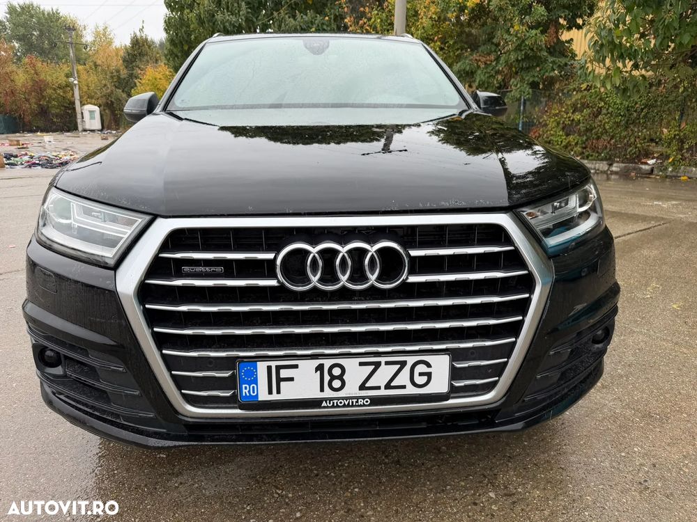 Audi Q7 2017 photo 2
