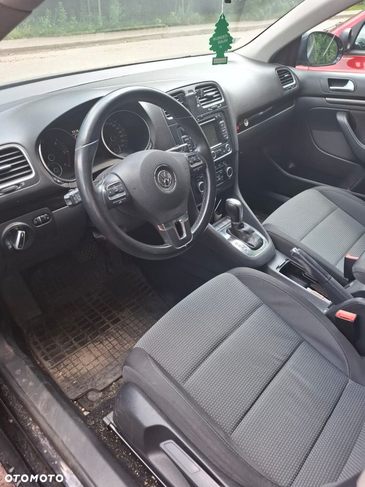 Volkswagen Golf 1.6 TDI Comfortline DSG - 10