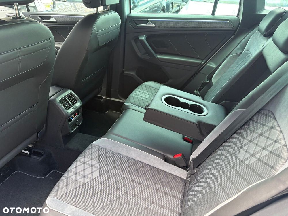 Volkswagen Tiguan - 15