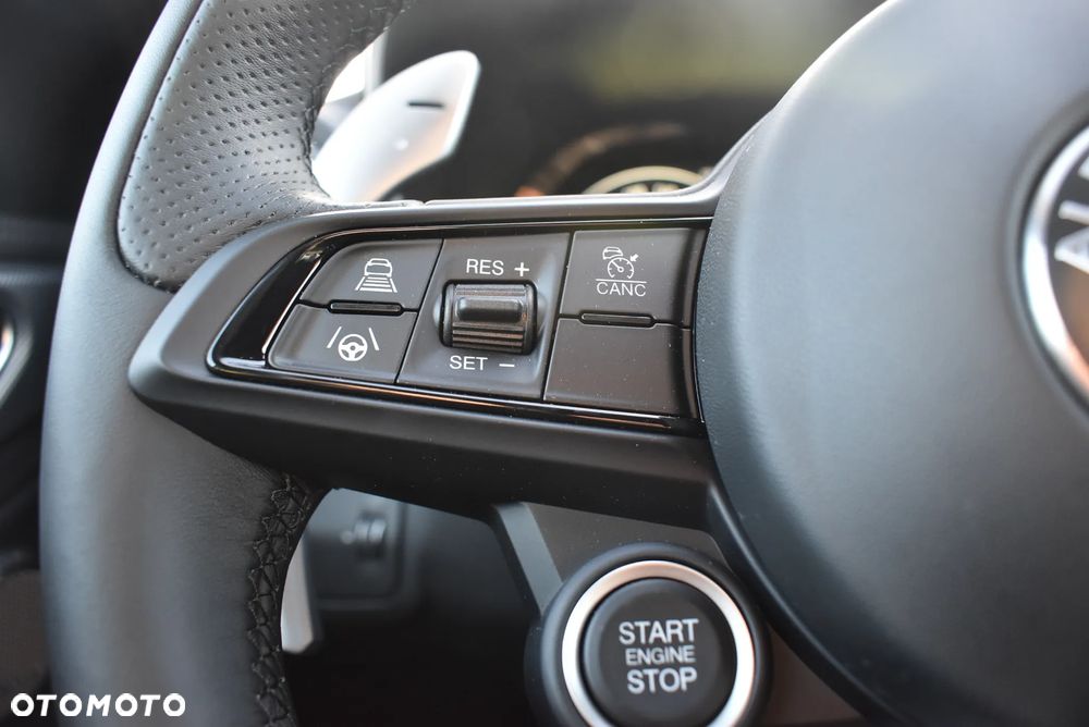 Alfa Romeo Giulia 2.0 Turbo Veloce Q4 - 26