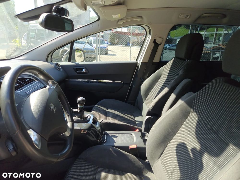 Peugeot 5008 155 THP Automatik Allure - 12