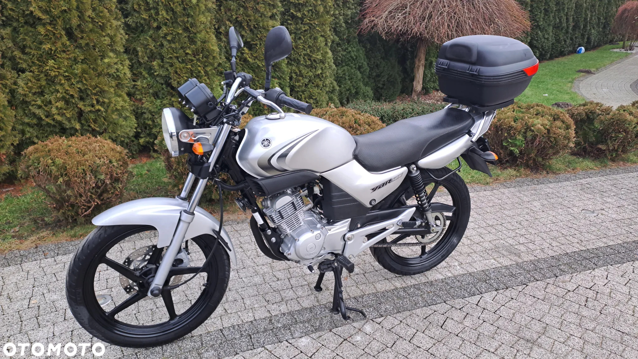 Yamaha YBR - 38