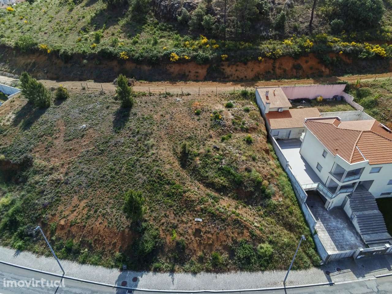 Terreno no Loteamento Mira Bragança, para Moradia Isolada - Grande imagem: 3/21