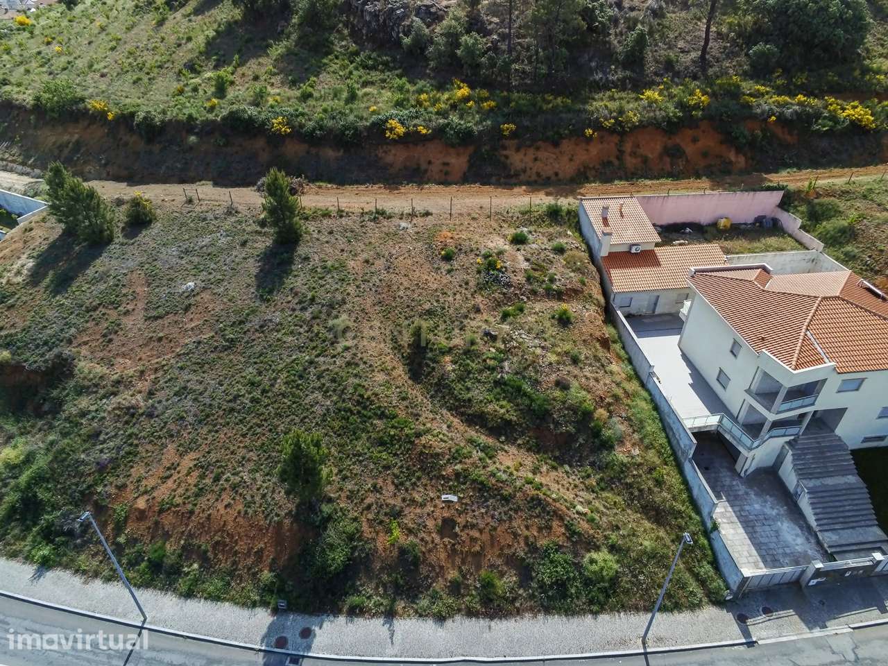 Terreno no Loteamento Mira Bragança, para Moradia Isolada - Grande imagem: 3/21