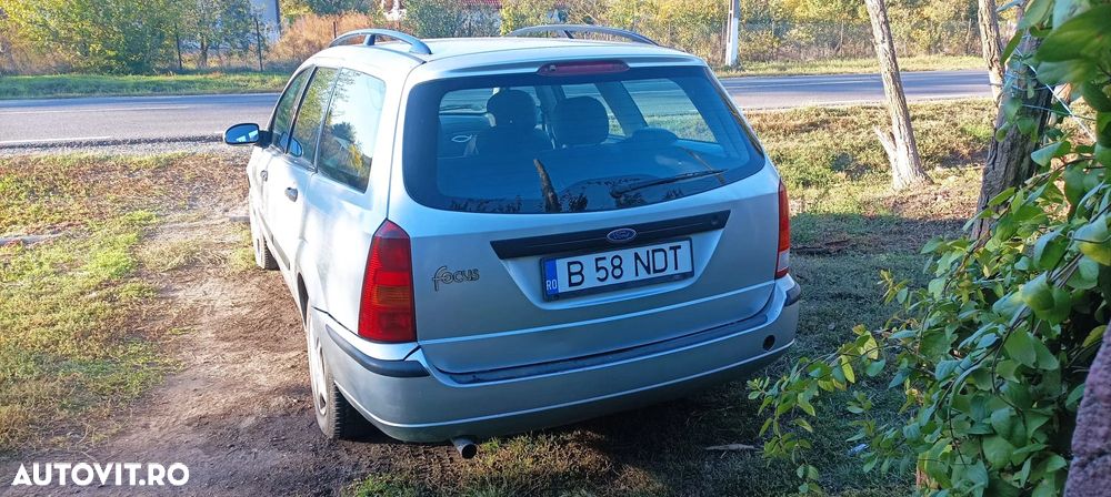 Ford Focus 1.6 16V Ambiente - 7