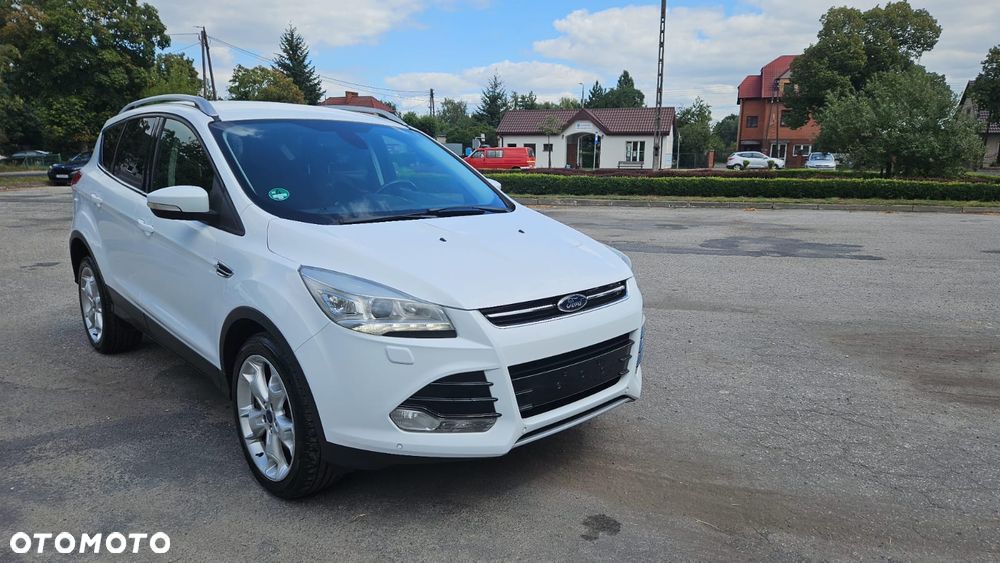 Ford Kuga - 2