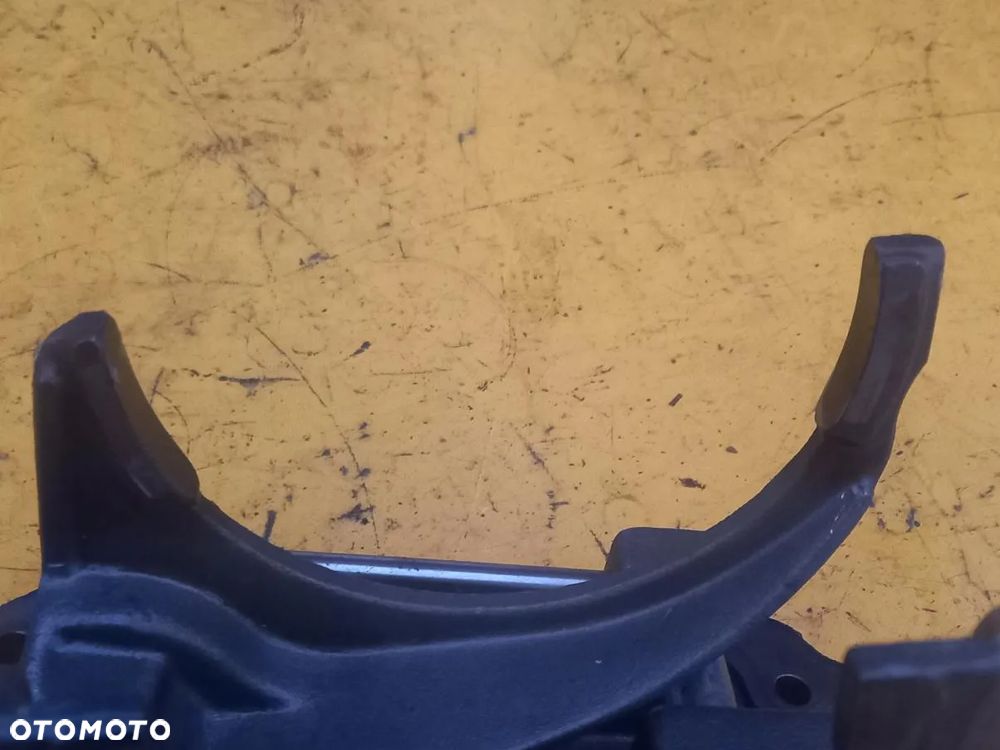 Wybierak dekiel pokrywa skrzyni z DualPower New Holland 6640 - 7