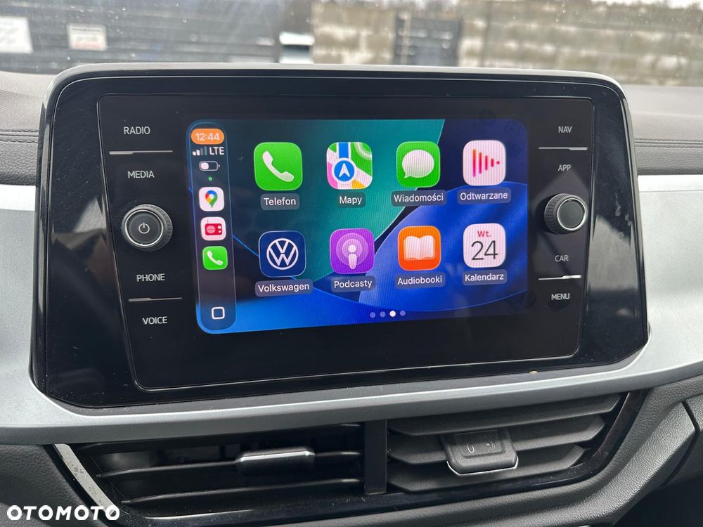 Volkswagen T-Roc - 11