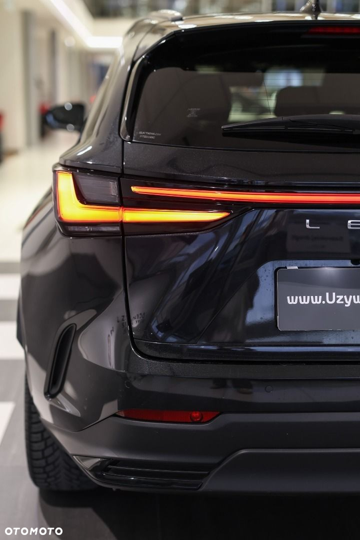 Lexus NX - 27