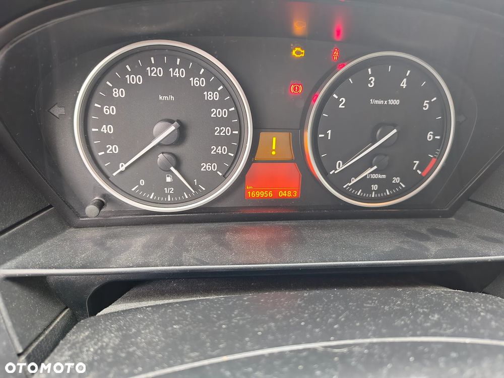 BMW Seria 5 523i - 12