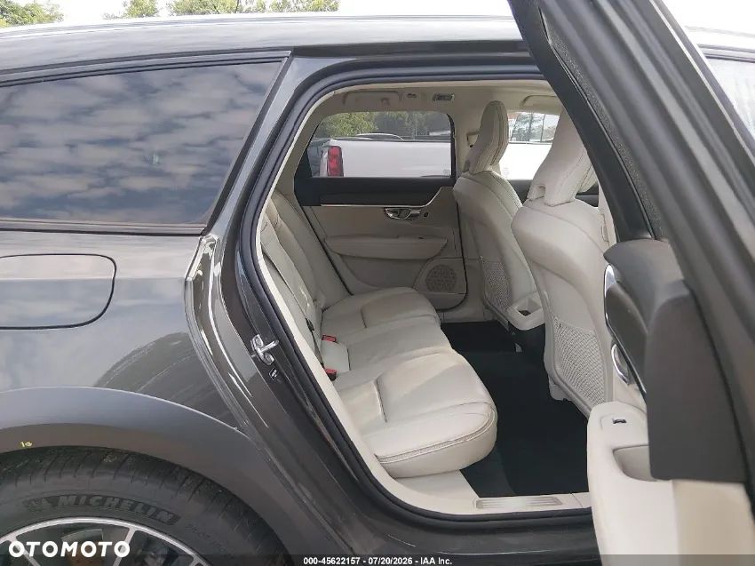Volvo V90 Cross Country T6 AWD - 9