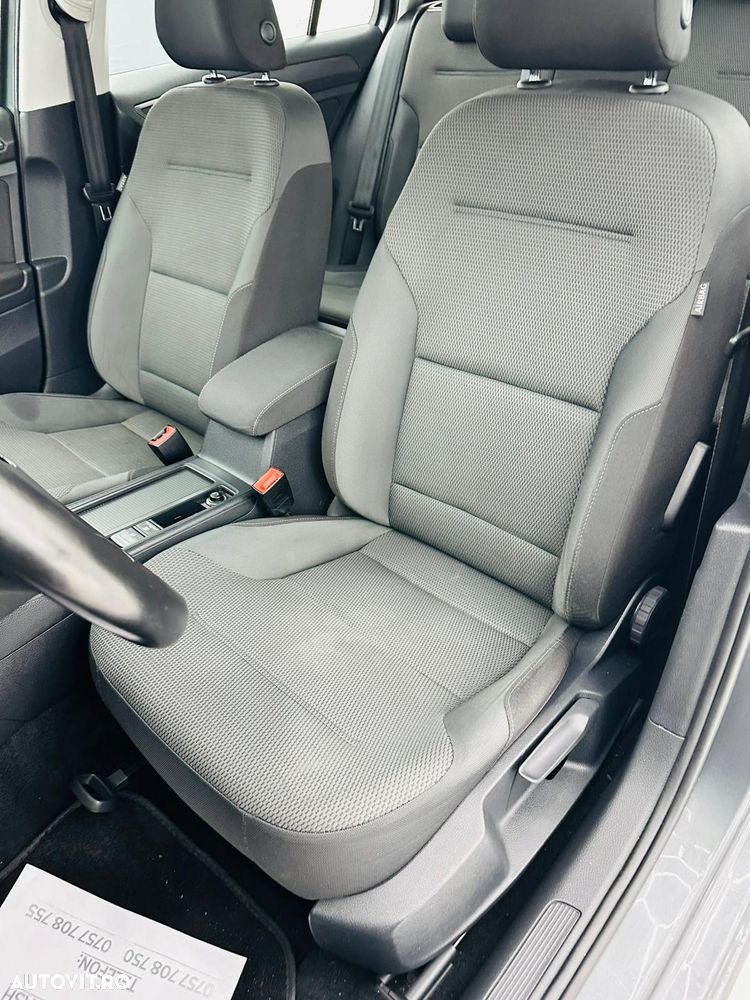 Volkswagen Golf 1.6 TDI SCR DSG Comfortline - 13