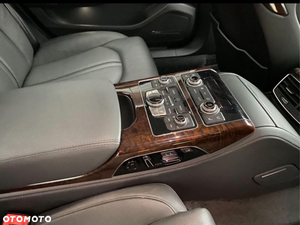 Audi A8 6.3 W12 FSI L Quattro - 6