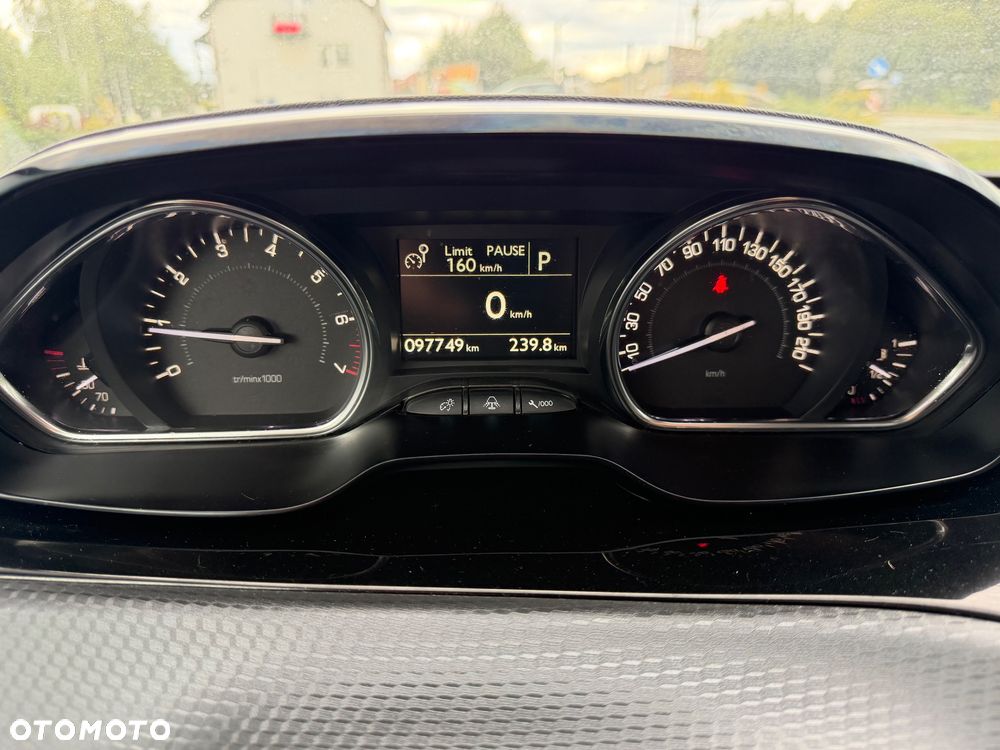 Peugeot 2008 PureTech 110 GPF Stop&Start EAT6 Crossway - 15