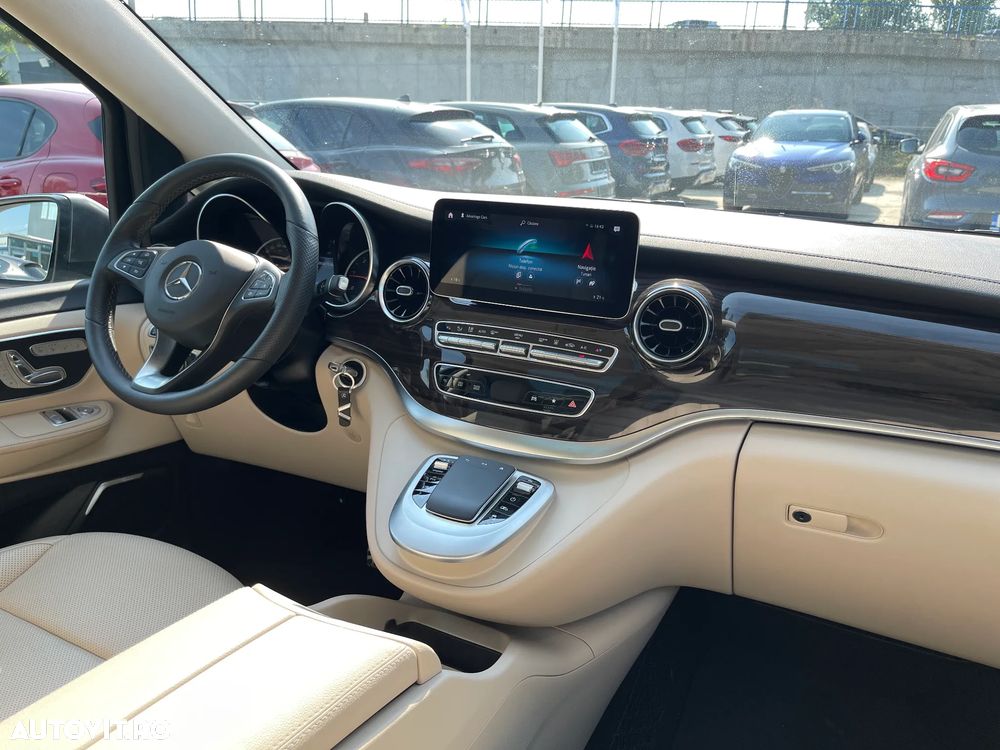Mercedes-Benz V 300 d Lang 4Matic 9G-TRONIC Exclusive - 9