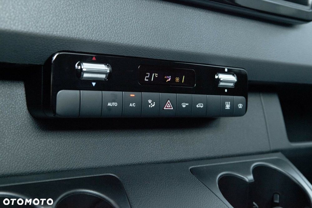 Mercedes-Benz Sprinter 319 CDI SELECT Długi - 20