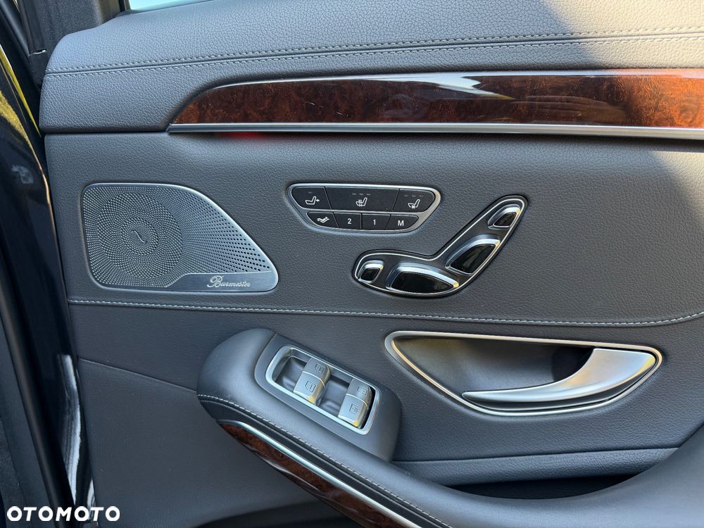 Mercedes-Benz Klasa S 560 L 4Matic 9G-TRONIC - 33