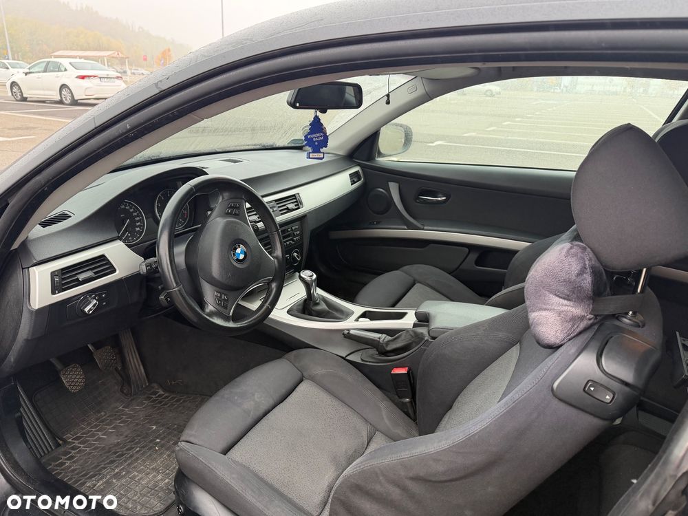 BMW Seria 3 320i - 6