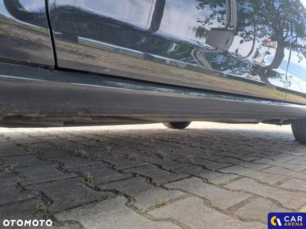 Volkswagen Golf - 27