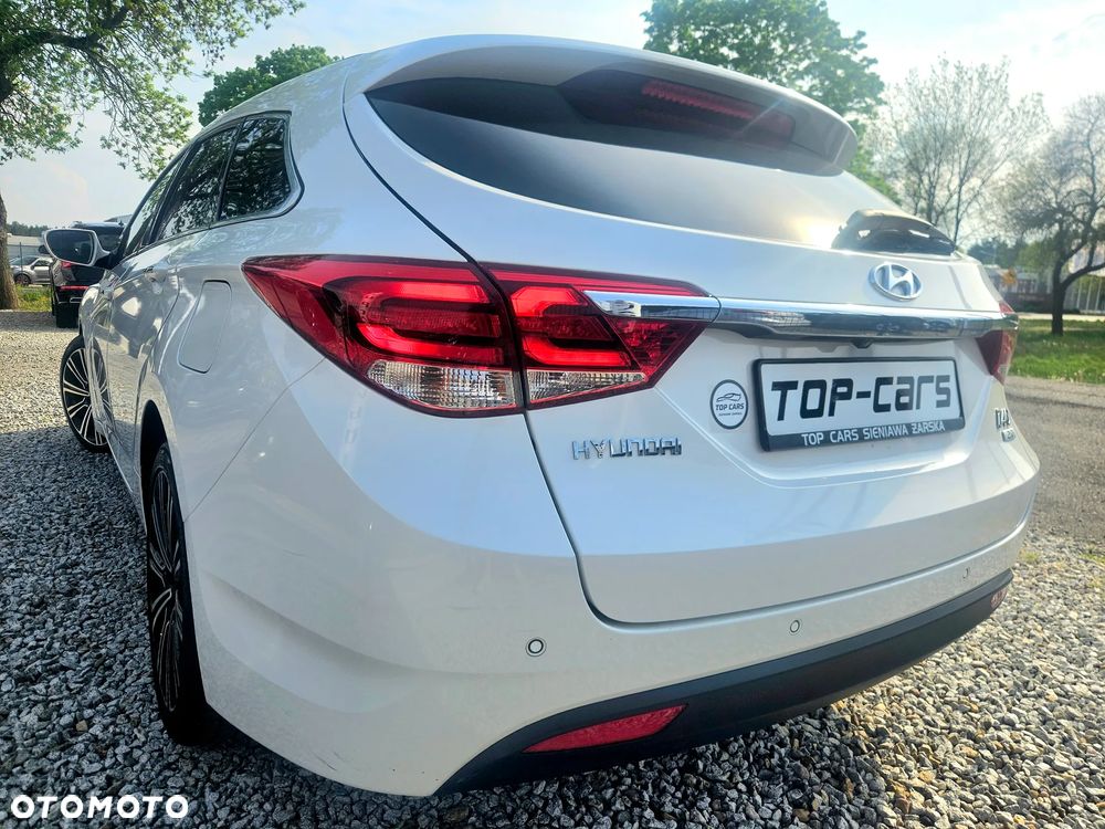 Hyundai i40 Kombi 2.0 Premium - 4