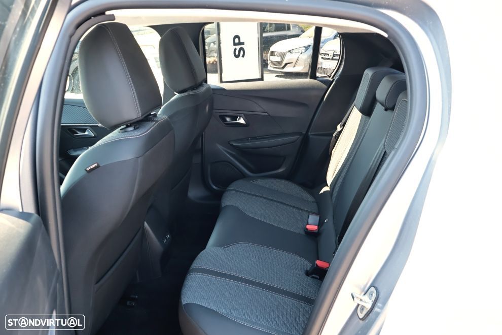 Peugeot 208 1.2 PureTech Allure - 16