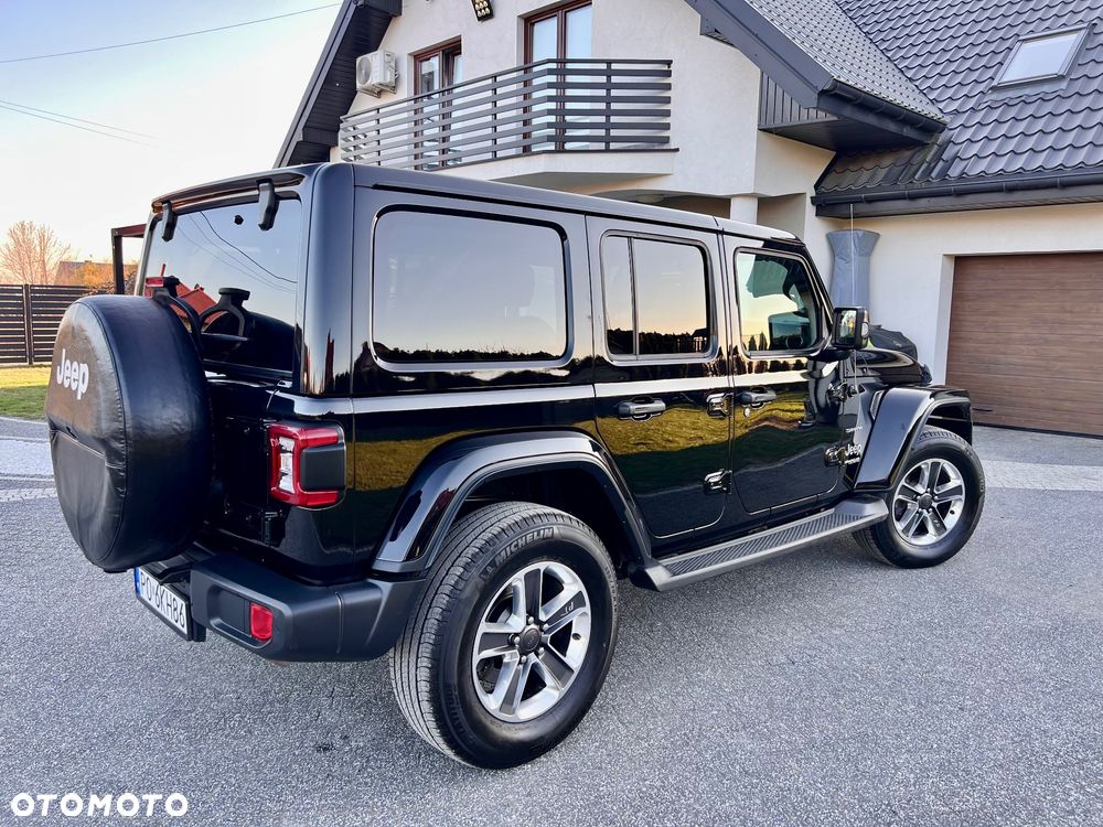Jeep Wrangler Unlimited GME 2.0 Turbo Sahara - 28