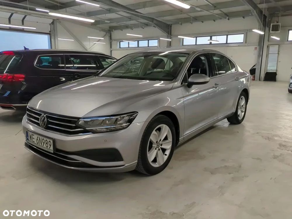 Volkswagen Passat 2.0 TDI Business DSG - 1