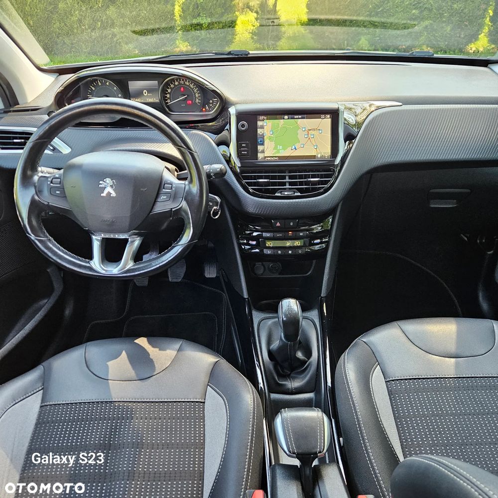 Peugeot 2008 PureTech 110 Stop&Start Urban Move - 23