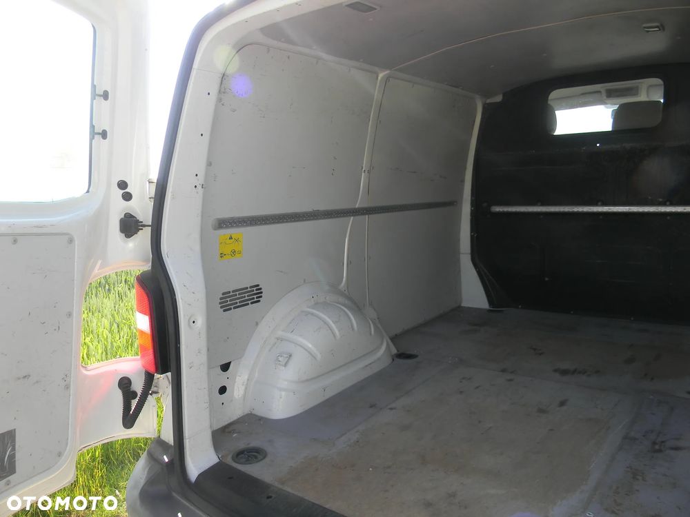 Volkswagen Transporter - 7