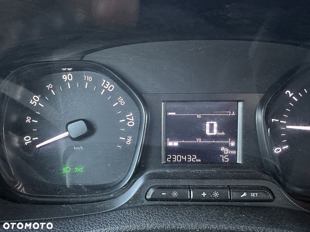 Toyota ProAce - 17