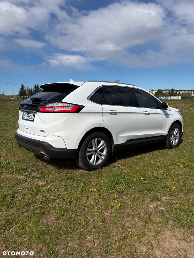 Ford Edge - 11