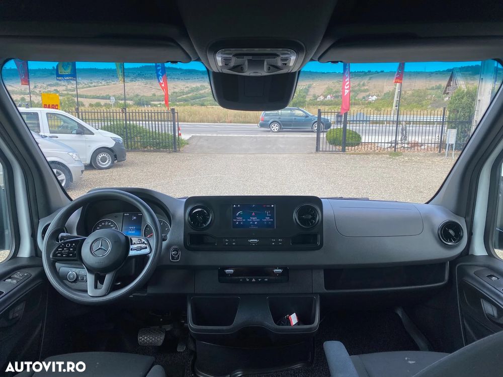 Mercedes-Benz SPRINTER - 22